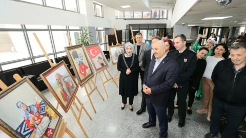 Anneliği resimlerde anlattılar