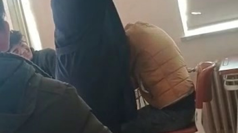 Sınıfta öğrencisini darp eden öğretmen: 'Kendi elime vurdum'