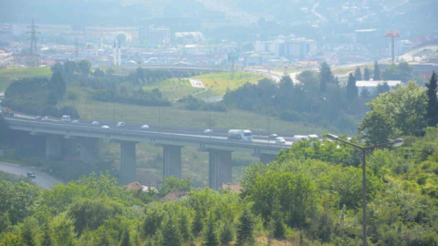 TEM'de bayram öncesi trafik akıcı