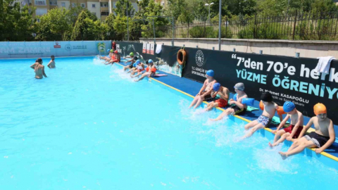 Derince'de yüzme bilmeyen kalmayacak