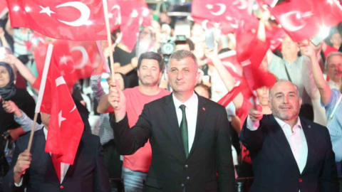 Gölcük tek yürek oldu