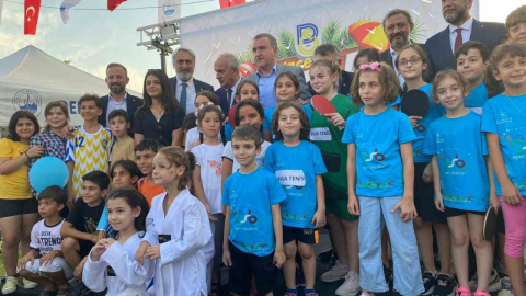 Bakan Osman Aşkın Bak: '8 milyon gencimize yüzme öğrettik'