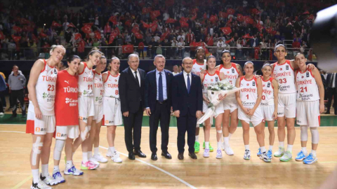 FIBA 2025 Kadınlar Avrupa Basketbol Şampiyonası: Türkiye: 75 - Slovakya: 40