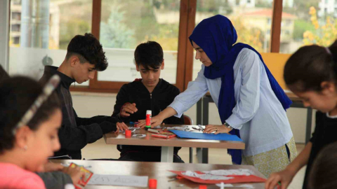 Başiskele'de öğrenciler Gençhaneleri doldurdu