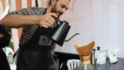 İzmit'i kahve kokusu sardı