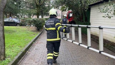 Kafenin bacasında çıkan yangın söndürüldü