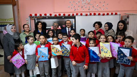 Vali Yavuz yarıyıl karnelerini dağıttı: “Bizim gücümüz evlatlarımızdan geliyor”