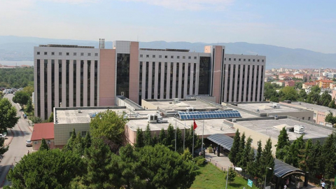 Derince Hastanesi'nde korkunç kaza! Hastanede çalışan kadın, ütü makinesine sıkışarak can verdi