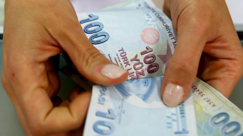 Çalışmalar başladı... İşte ev kadınlarının emeklilik şartları