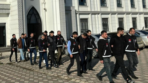 Kocaeli'de yağma suçundan 4 tutuklama