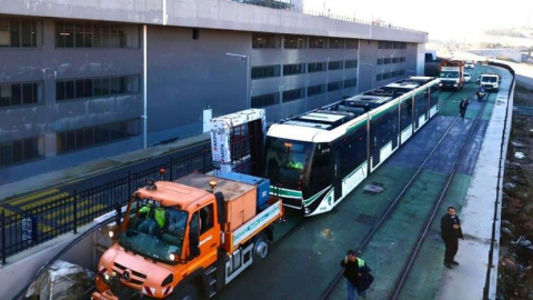 Tramvay Şehir Hastanesi’ne hareket etti