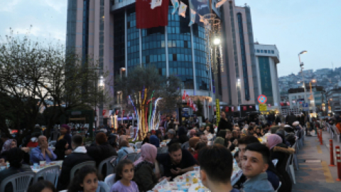 İzmitliler bugün büyük halk iftarında buluşuyor!