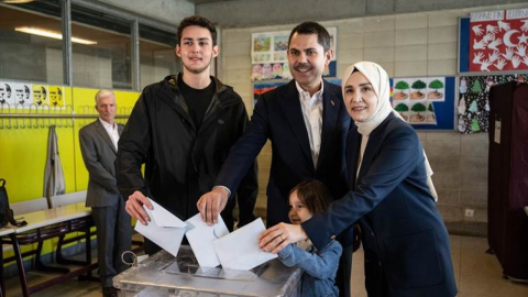 İBB Başkan adayı Murat Kurum oyunu kullandı