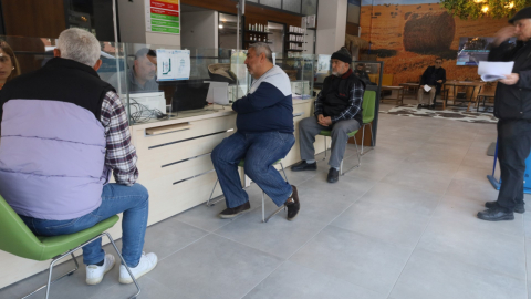 Büyükşehir’in gübre desteğine çiftçilerden yoğun ilgi
