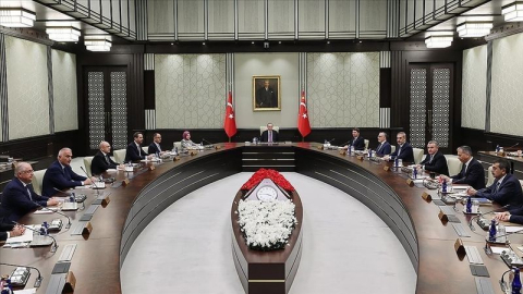 Seçimin ardından ilk kabine bugün toplanıyor