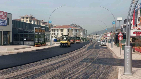 Körfez Mevlana Caddesi'nde üstyapı tamamlandı