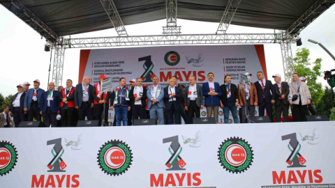 Hak-İş Genel Başkanı Arslan: '1 Mayıs, işçi iradesinin ve insan olma onurunun yükseldiği gündür'