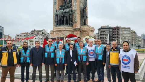 Memur-Sen Taksim'e çelenk bıraktı