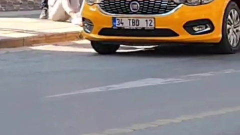 Pendik'te genç kadını bıçak zoruyla taksiye bindirip kaçırdı, o anlar kamerada