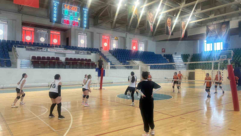 Darıca'da 19 Mayıs Gençlik Turnuvaları başladı