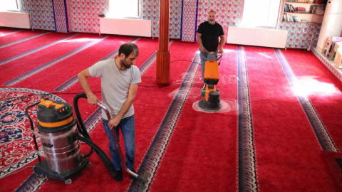 Derince'de ibadethaneler pırıl pırıl