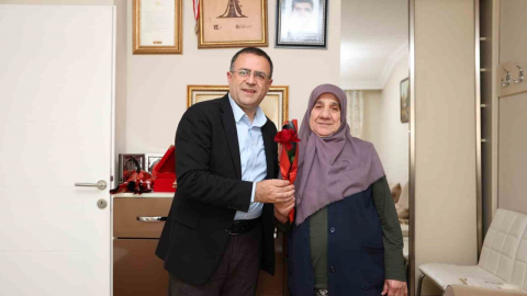 Şehit annelerine anlamlı ziyaret