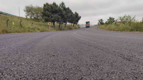 Gebze Pelitli Yolu Caddesine asfalt