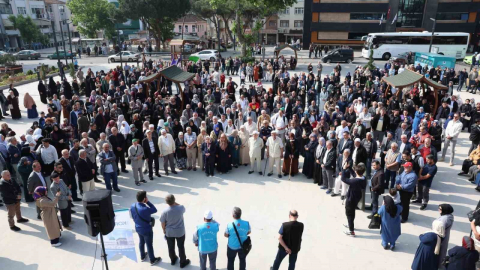 Derince'de hacı adayları dualarla uğurlandı