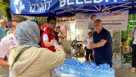 Yanlış okula giden öğrenciyi belediye ekipleri sınava yetiştirdi