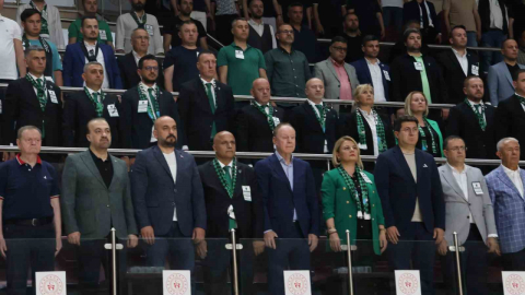 Kocaelispor'da olağanüstü seçimli kongre başladı