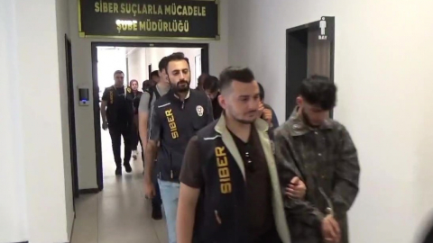 Vatandaşları 5.5 milyon TL dolandıran sahte karavan çetesinin üyeleri tutuklandı