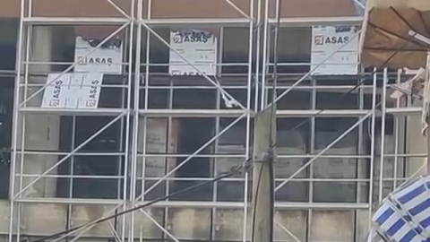 Parasını alamayan işçiden ilginç eylem
