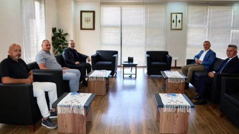 Kandıra'ya giden Büyükakın: "Var gücümüzle çalışmaya devam ediyoruz"