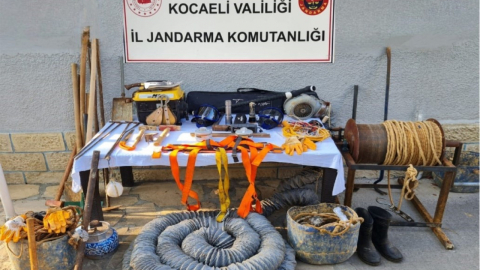 Tarihi eser kaçakçıları suçüstü yakalandı