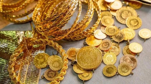 Altın fiyatları ne kadar? Gram ve çeyrek altın kaç TL oldu? (1 Ekim 2024)