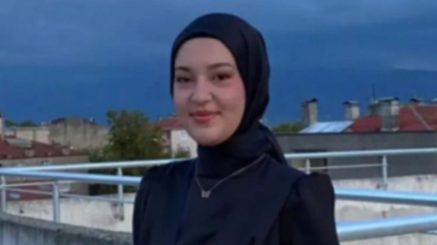 Lise öğrencisi genç kız kalbine yenildi