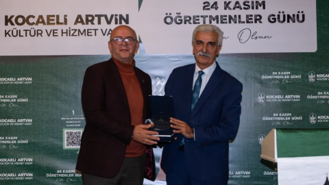 Artvinliler’den eğitim camiasına vefa gecesi