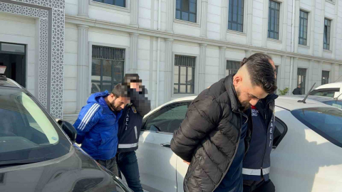 Kocaeli'de 40 bin TL'lik dizüstü bilgisayar çalan şüpheliler yakalandı