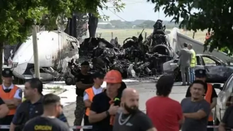 Pistten çıkan özel jet yerleşim yerine daldı: 2 ölü, 1 yaralı
