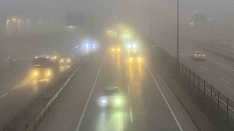 Kocaeli'de sis: Göz gözü görmedi
