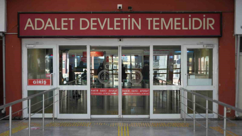 Kocaeli’de 16 yaşındaki kızı otobüste istismar ettiği iddia edilen şoför beraat etti