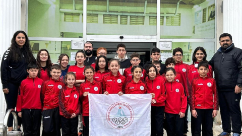Körfezli genç yüzücüler Kırklareli'de destan yazdı