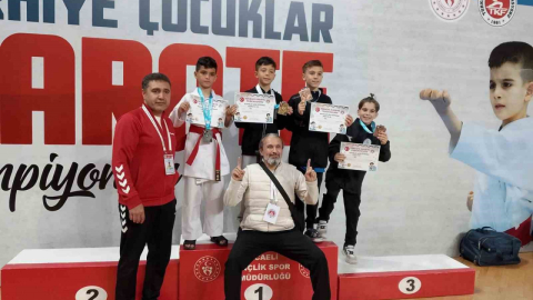 Körfezli 2 minik karateci Balkan şampiyonasına vize aldı