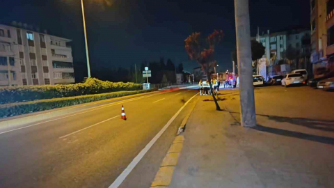 Savrulan sürat motorundaki iki kişi yaralandı
