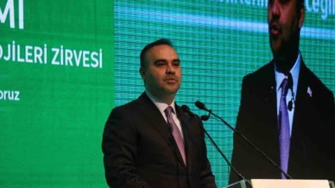 Sanayi ve Teknoloji Bakanı Kacır: '2030'a kadar seviye 3 yerli otonom aracın ülkemizde üretilmesini hedefliyoruz'