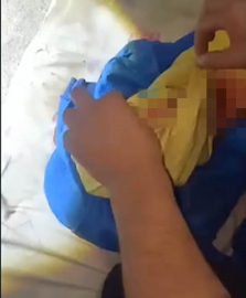 İzmir’de çatıya terk edilen yeni doğmuş bebek hayatını kaybetti