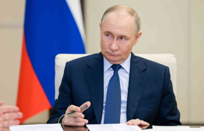 Putin’den Rus donanmasının 2050 yılına kadar geliştirilmesine ilişkin imza