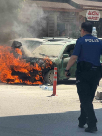 Ankara’da bir araç alev alev yandı