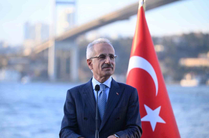Bakan Uraloğlu: "LRIT sistemi ile Türk bayraklı gemiler her noktadan izlenebiliyor"