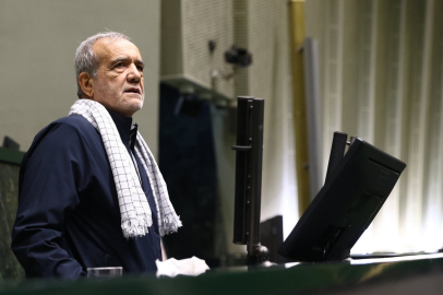 İran Cumhurbaşkanı Pezeşkiyan: "Nükleer silah peşinde değiliz"